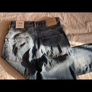 NWT Zara High Rise, Slim Flare, Slitted Jeans
